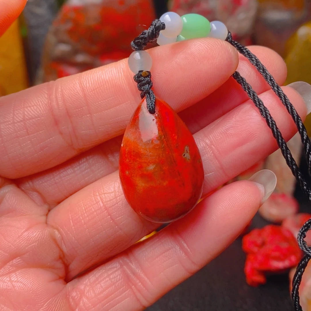 鸡血石鸡血石挂件