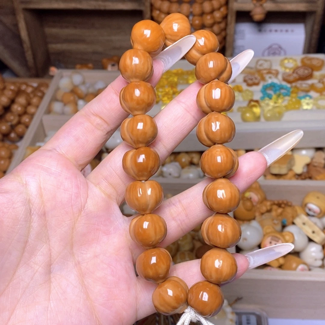 吊坠猴头核桃蜜桃臀手持