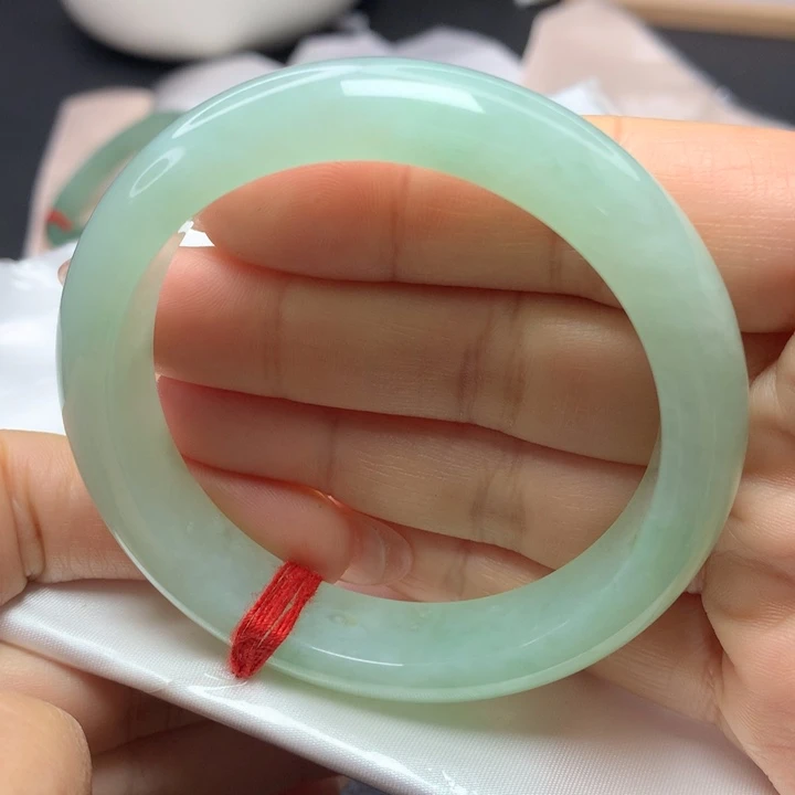 翡翠手镯未镶嵌56565757