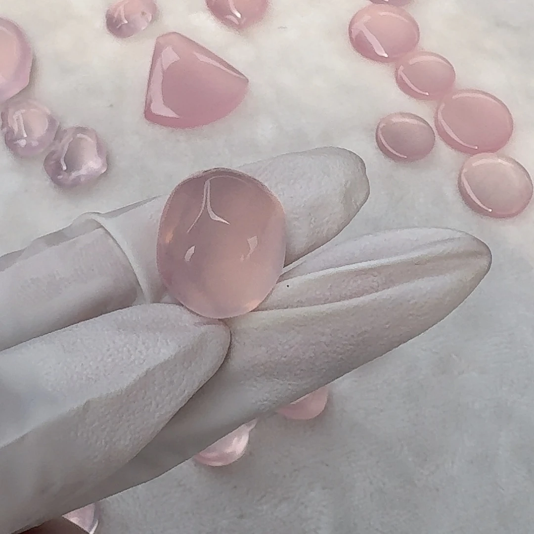 未镶嵌颈饰水晶?***?粉随行