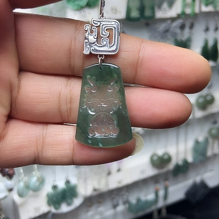 口***眷银S925镶嵌翡翠耳饰品质珠宝