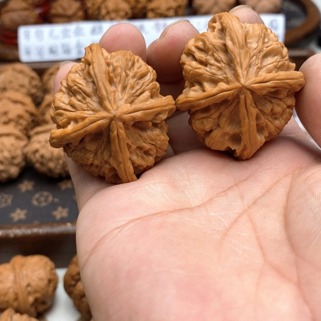 初***影吊坠文玩核桃45尺 全品玉玺正四棱 31