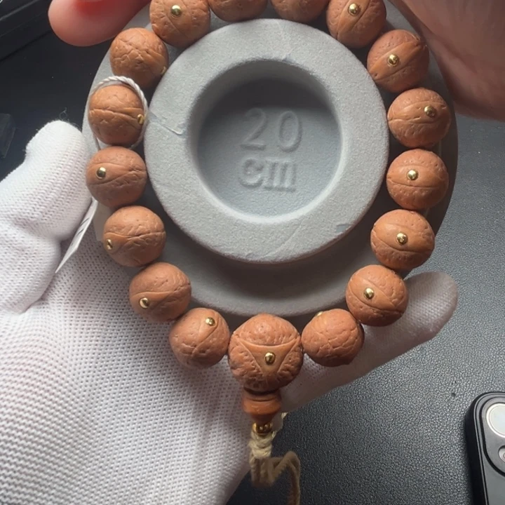 手串凤眼菩提16铜钉