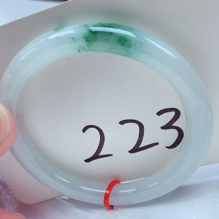 翡翠未镶嵌手镯翡翠