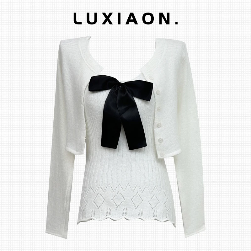 韩系穿搭甜美蝴蝶结白色套装女气质收腰吊带上衣短款小开衫两件套
