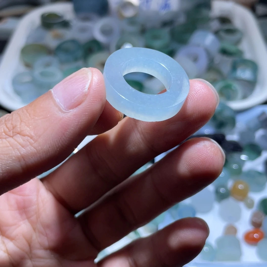 定制翡翠未镶嵌天然翡翠