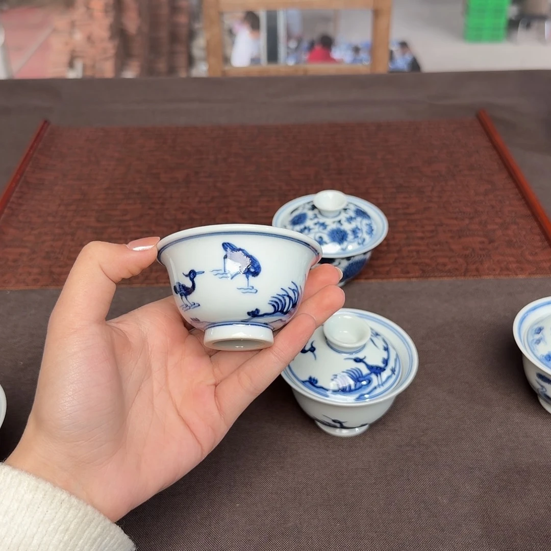 瓷片福利待遇也很不错的呀我