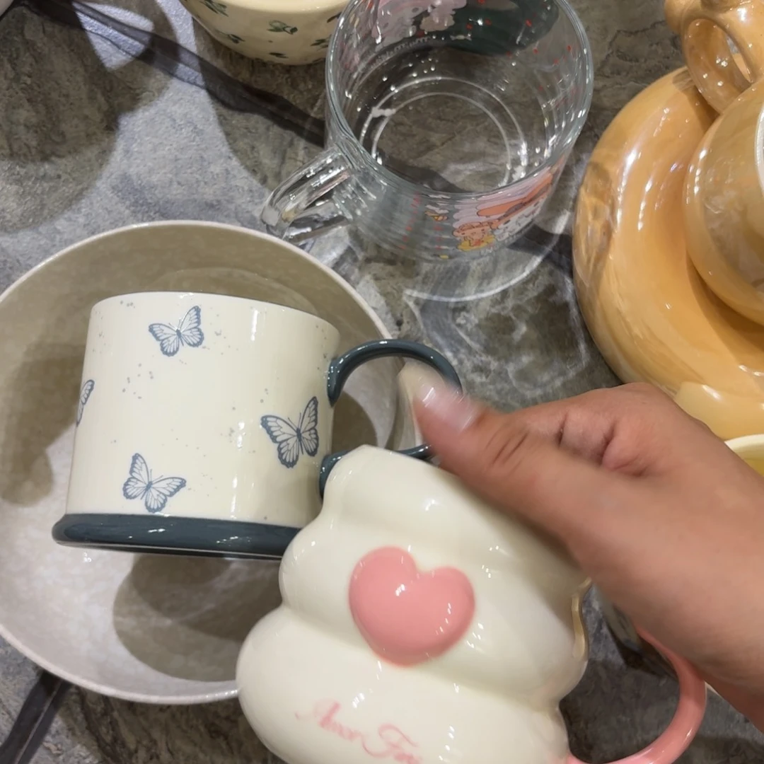 瓷两个两个两个两个