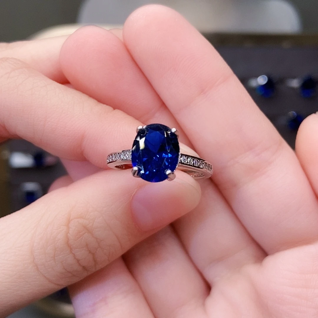 银S925镶嵌戒指蓝宝石