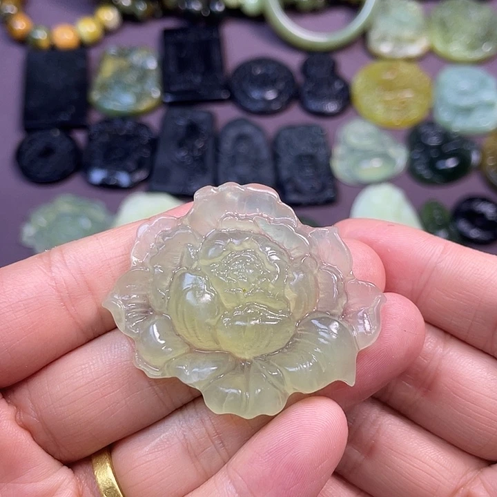 蛇纹石玉未镶嵌手链