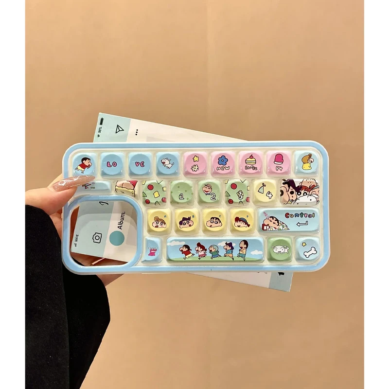 BANCA卡通键盘蜡笔小新适用苹果16promax手机壳15防摔14/13创意12