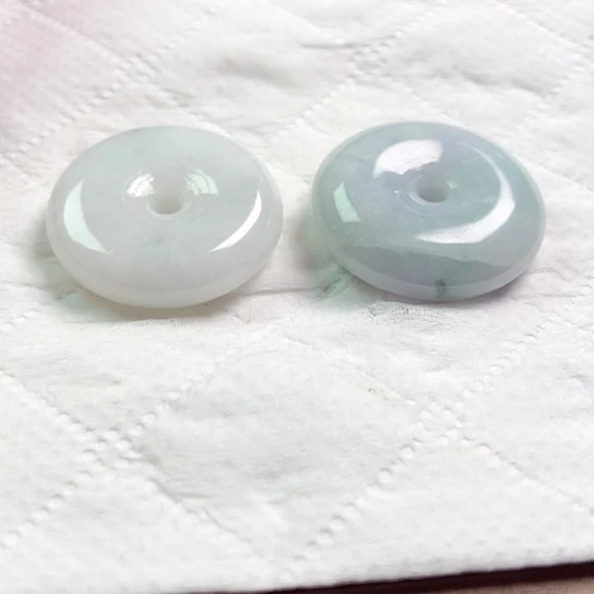 翡翠颈饰未镶嵌刘*清吊坠