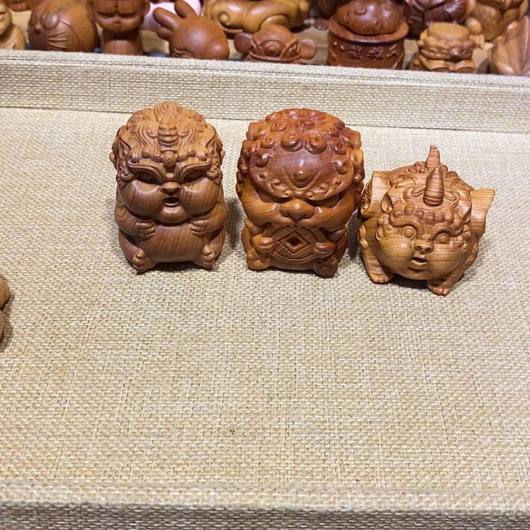 柏木（崖柏）李*梵崖柏手把件，貔貅x3