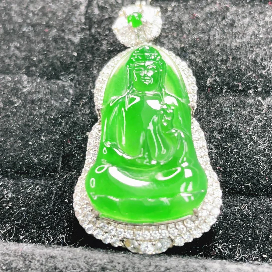 翡翠未镶嵌颈饰6，