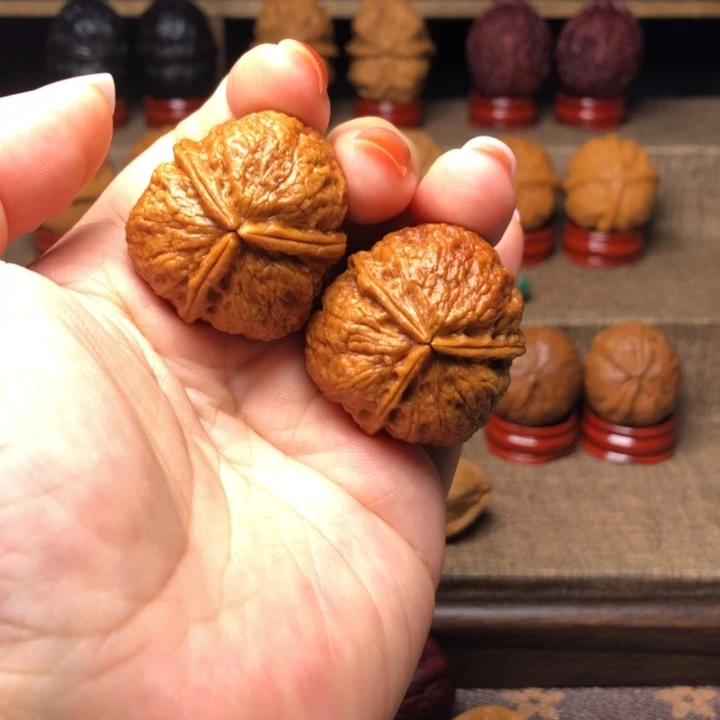 把件橄榄核23球奔三棱34+