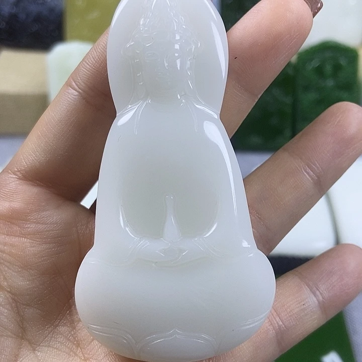 颈饰未镶嵌和田玉
