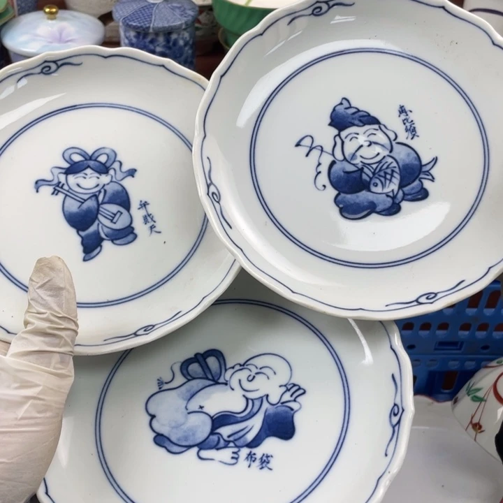 他家瓷器真美…开播了