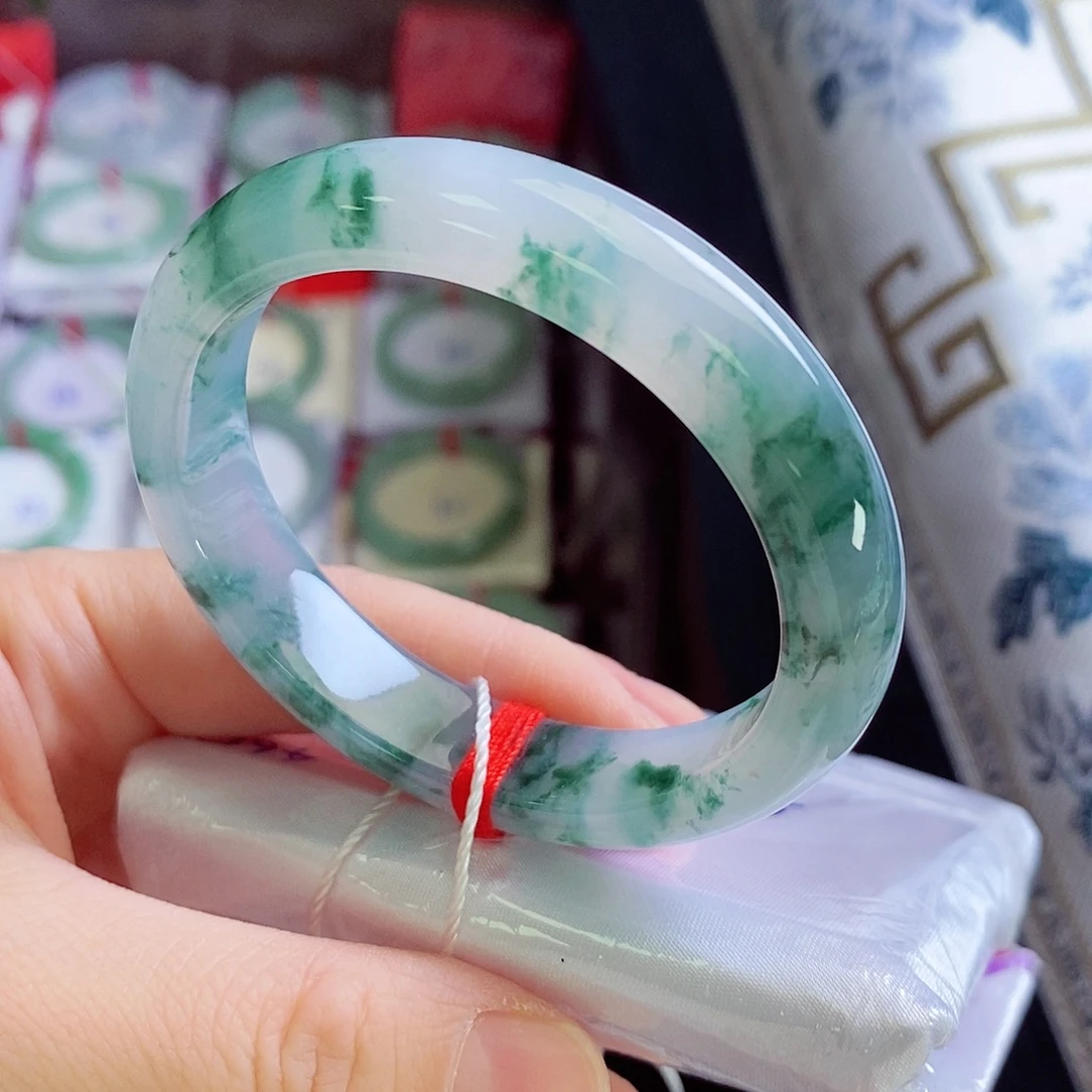 翡翠未镶嵌手镯（圆镯）54冰飘花贵妃