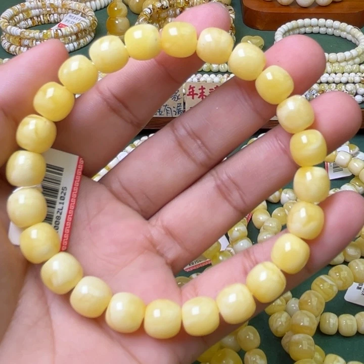 蜜蜡未镶嵌珠宝奇石