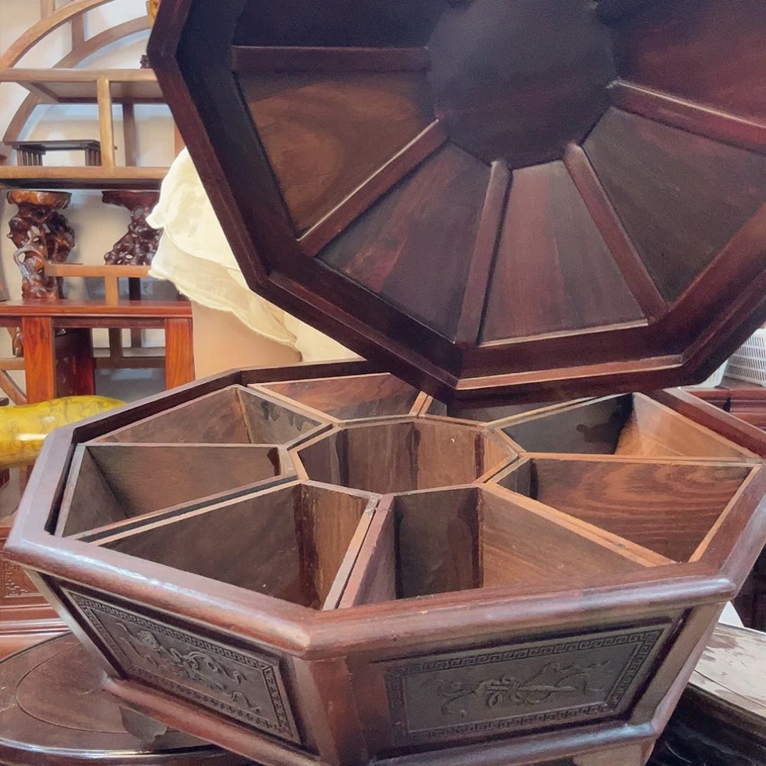 轻***想香榧木大红酸枝果盒