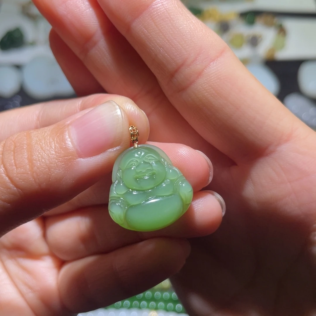 北****和田玉（碧玉）18K金镶嵌颈饰