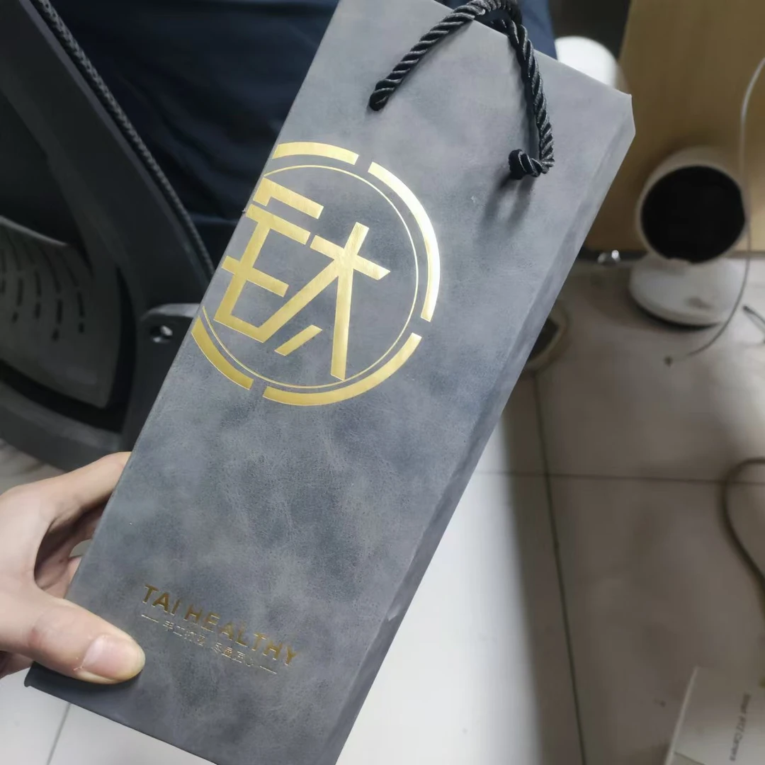 手工打磨尽显匠心高端商务智能温显保温杯