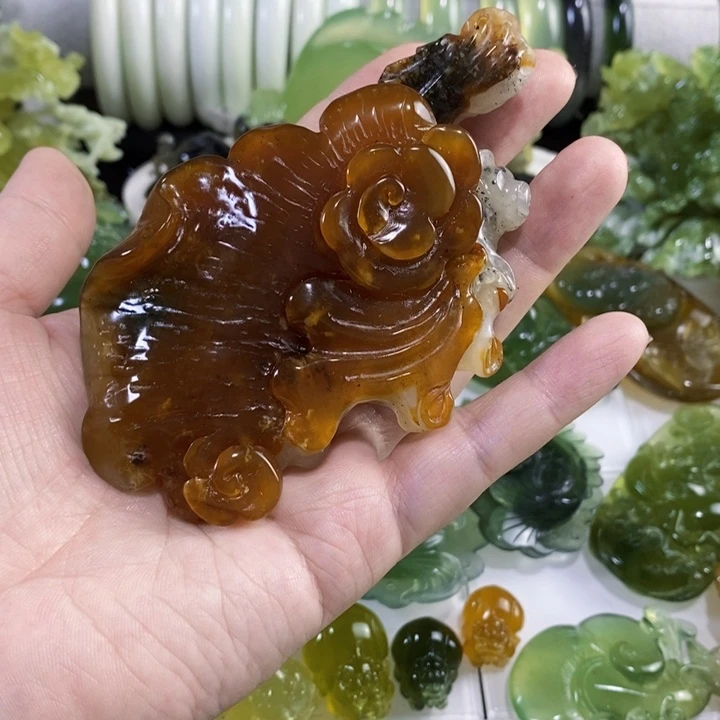 未镶嵌岫玉手把件