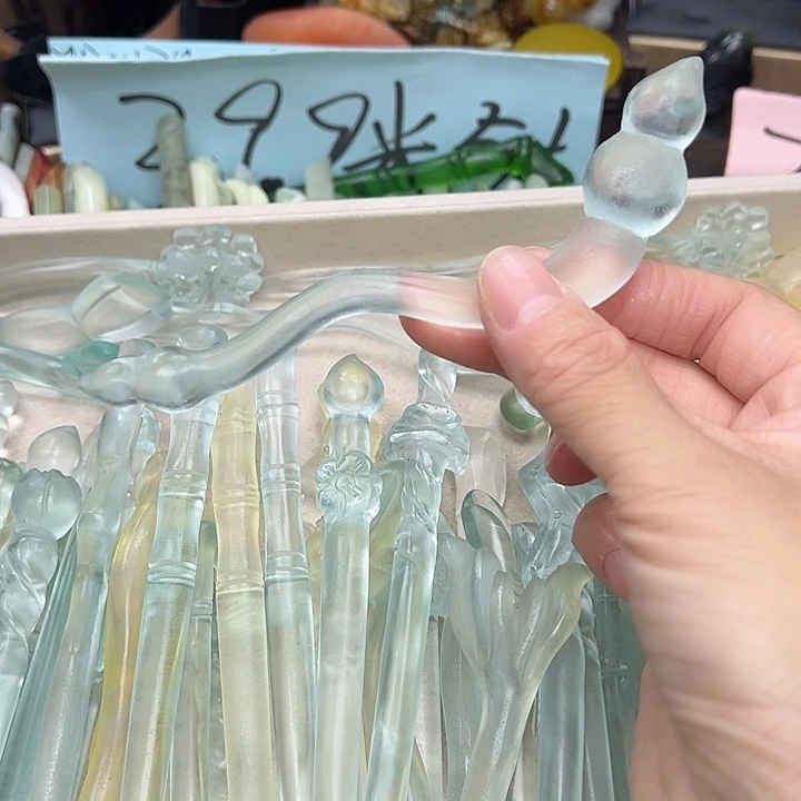 蛇纹石玉未镶嵌发饰