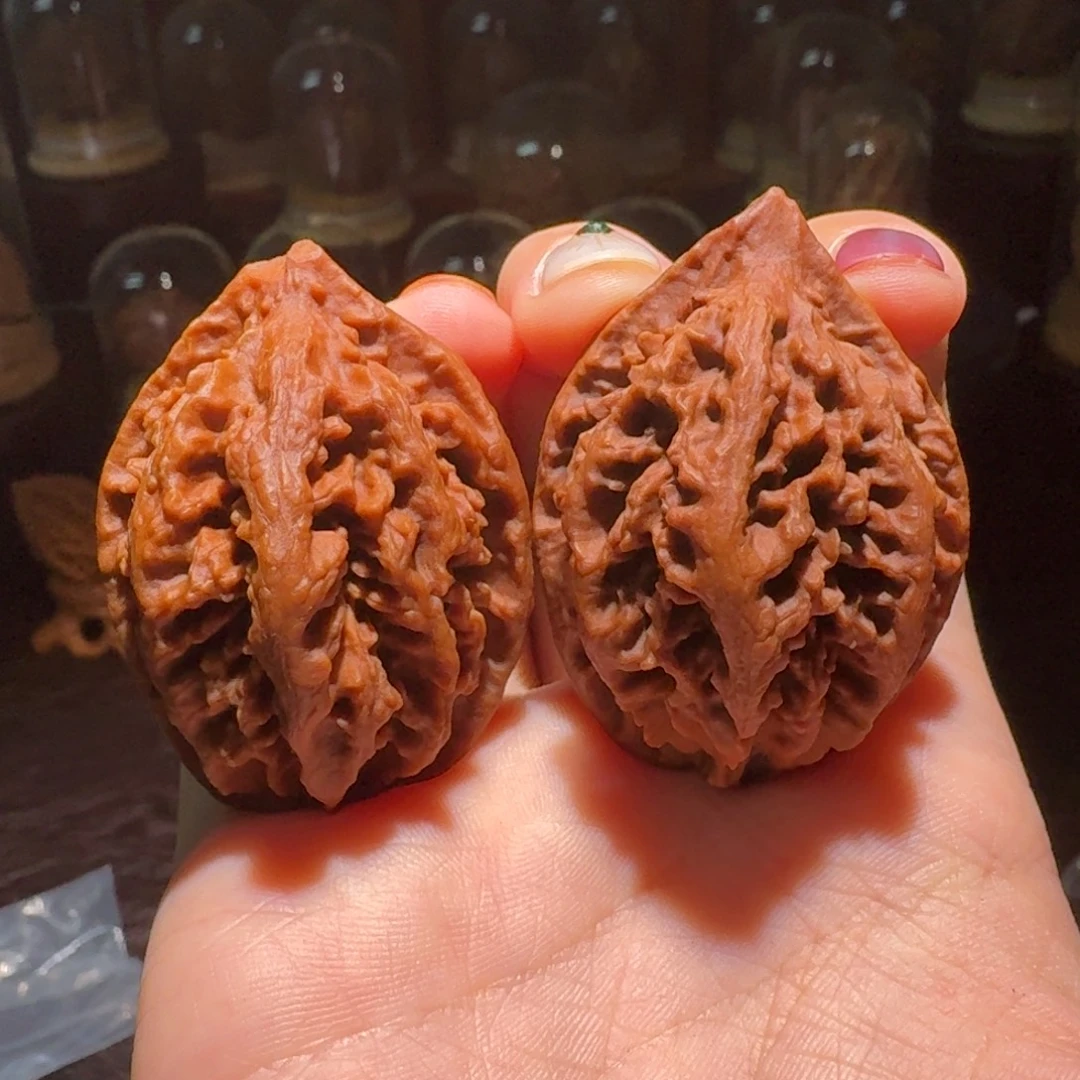 文玩核桃吊坠蚂蚁塔