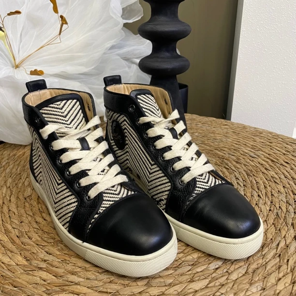 95新 Christian Louboutin/克里斯提·鲁布托 潮鞋/CL/鞋/70120119