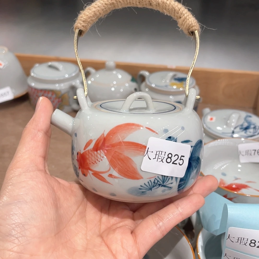 釉下彩纯手绘有瑕