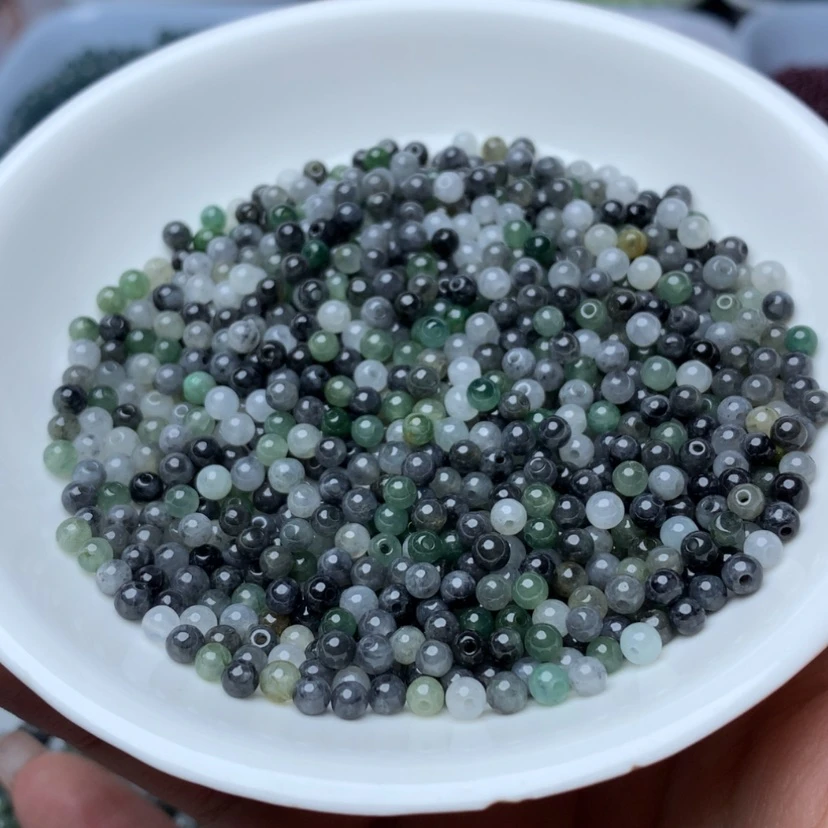 【闪购商品】未镶嵌手链翡翠卡3.5冰乌鸡100颗