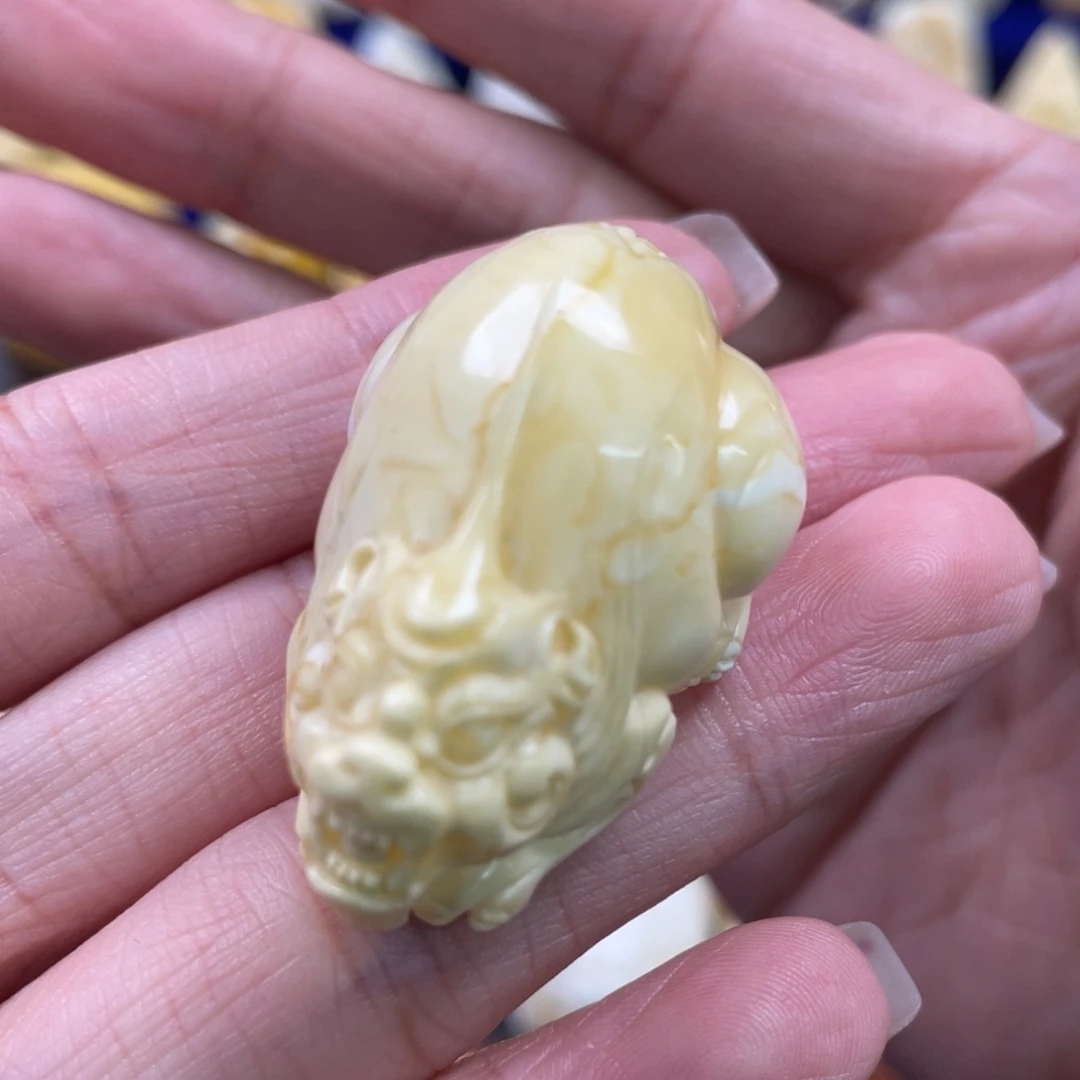裸石蜜蜡未镶嵌琥珀蜜蜡貔貅吊坠