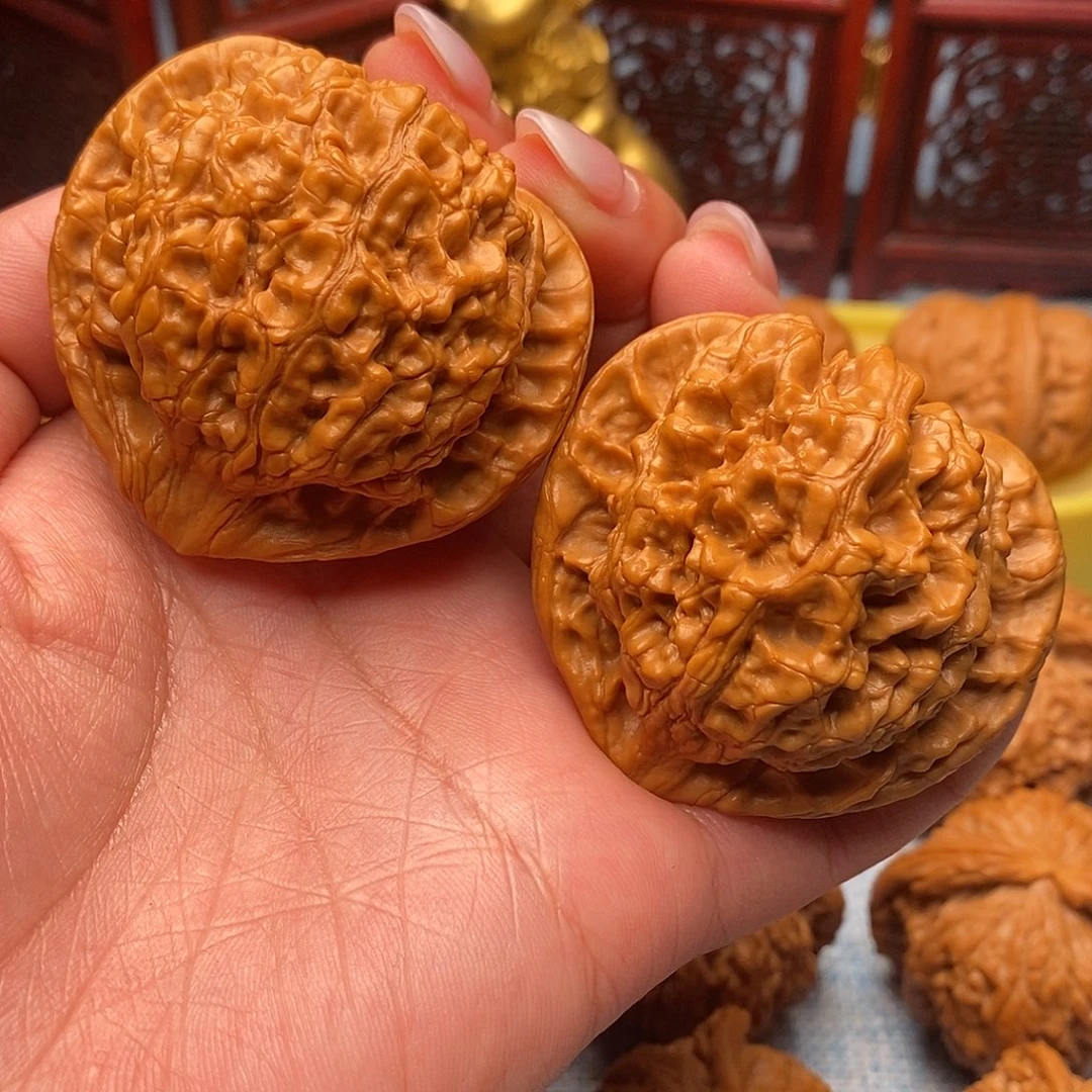 文玩核桃把件毕业桃心官帽49全品