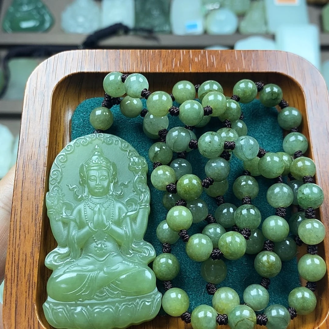 和田玉未镶嵌颈饰孤品观音