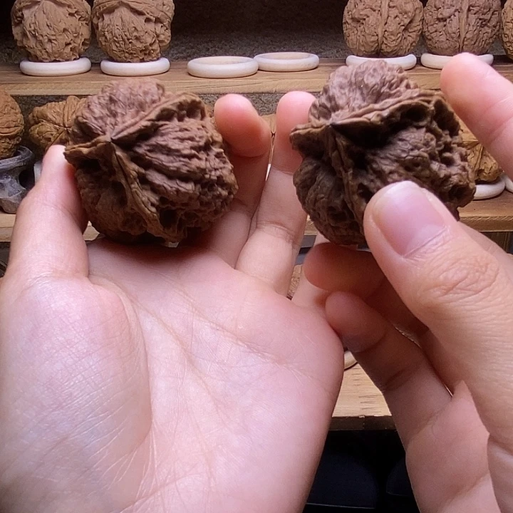 月***宿吊坠文玩核桃        45mm