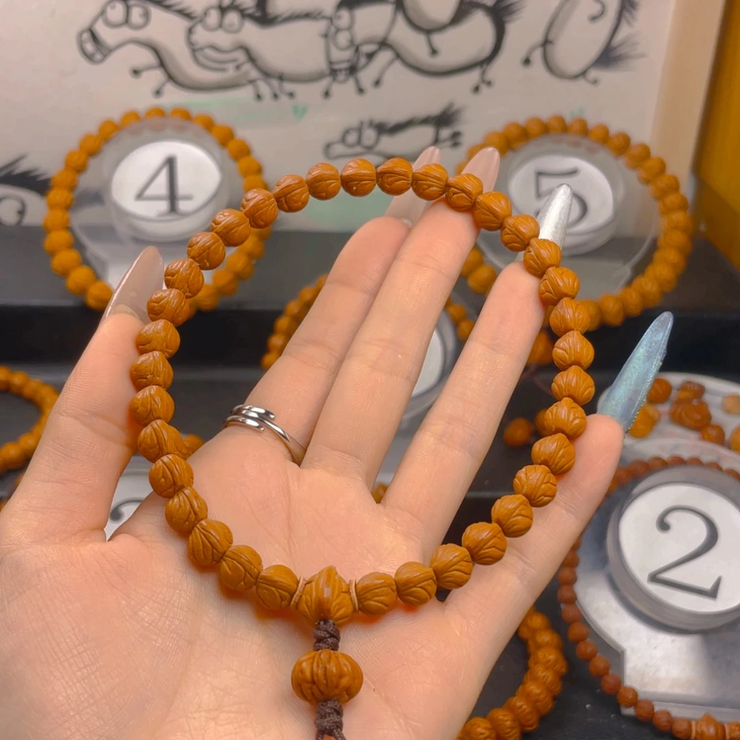 *****吊坠桃核0.888888888888