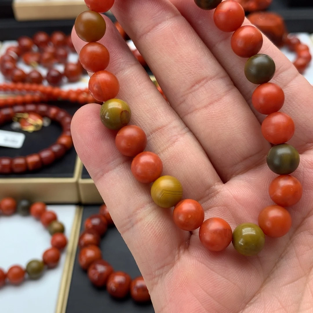 南红玛瑙手链，多样性发货一个未镶嵌