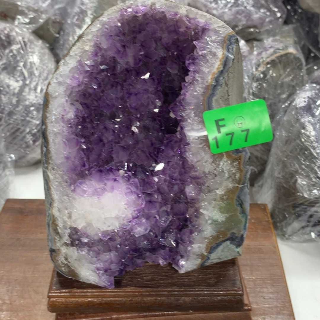 紫晶大型摆件（非配饰）未镶嵌