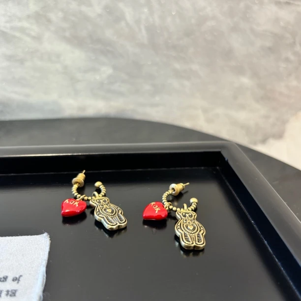 铜合金耳饰 黄熊红爱心耳环EH3396