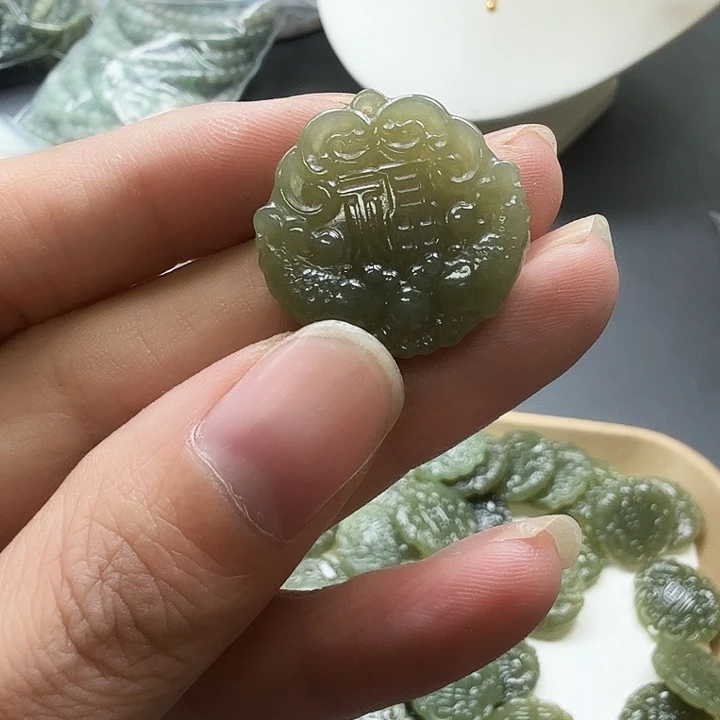 颈饰未镶嵌和田玉33