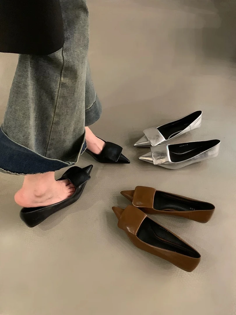 法式小猫跟单鞋女鞋子2025年新款高级感尖头气质简约黑色晚风船鞋