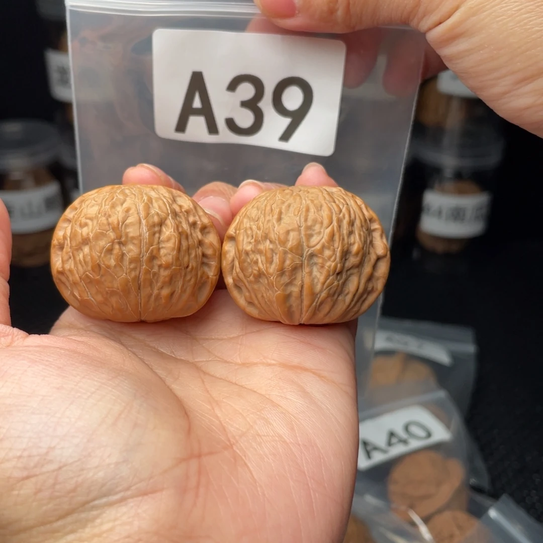 文玩核桃把件38铁锤