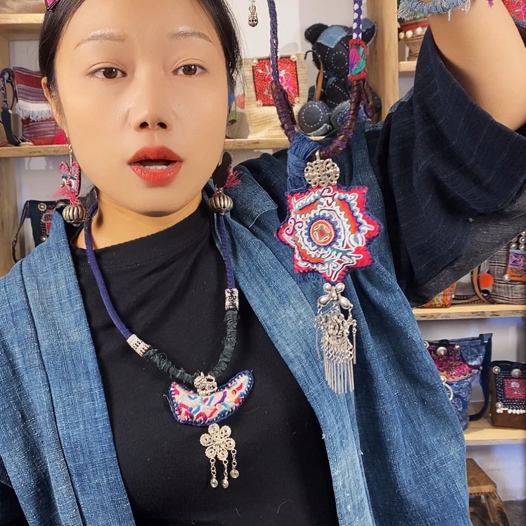 织绣手工制作工艺项链