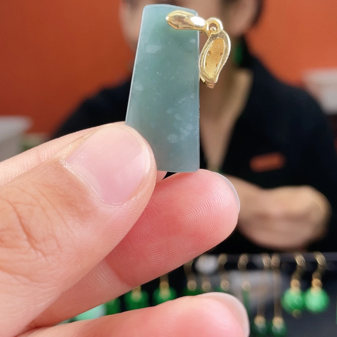 翡翠未镶嵌耳饰饰品