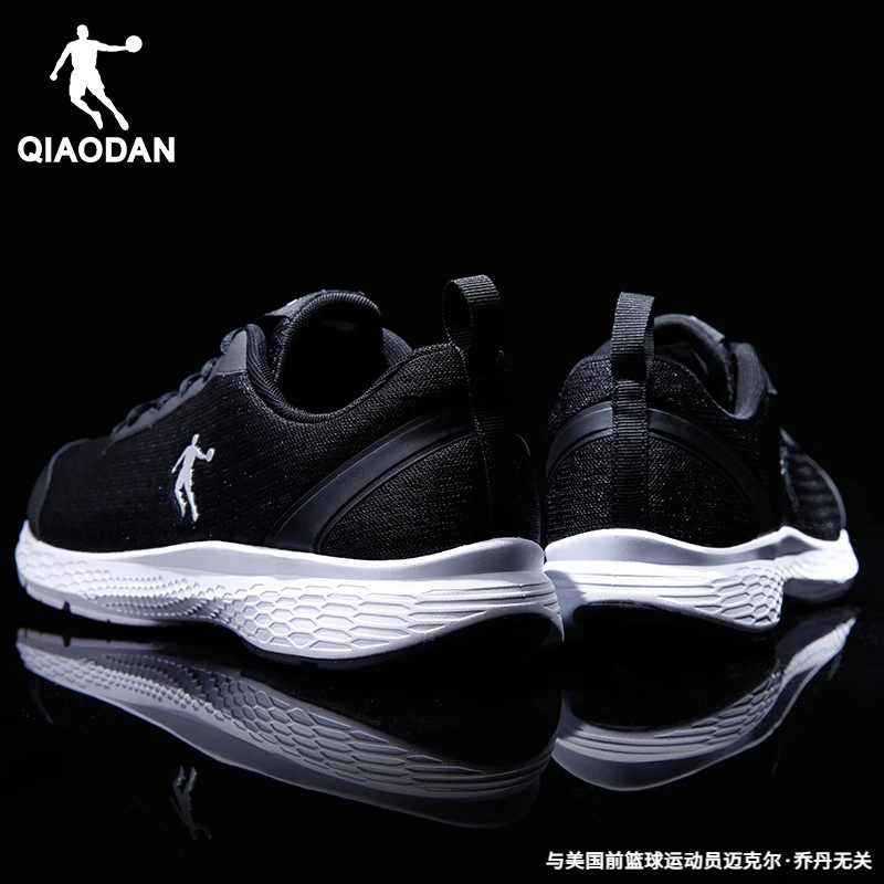 乔丹男鞋秋季2025新款官方正品运动鞋男士休闲鞋子透气网面跑步鞋
