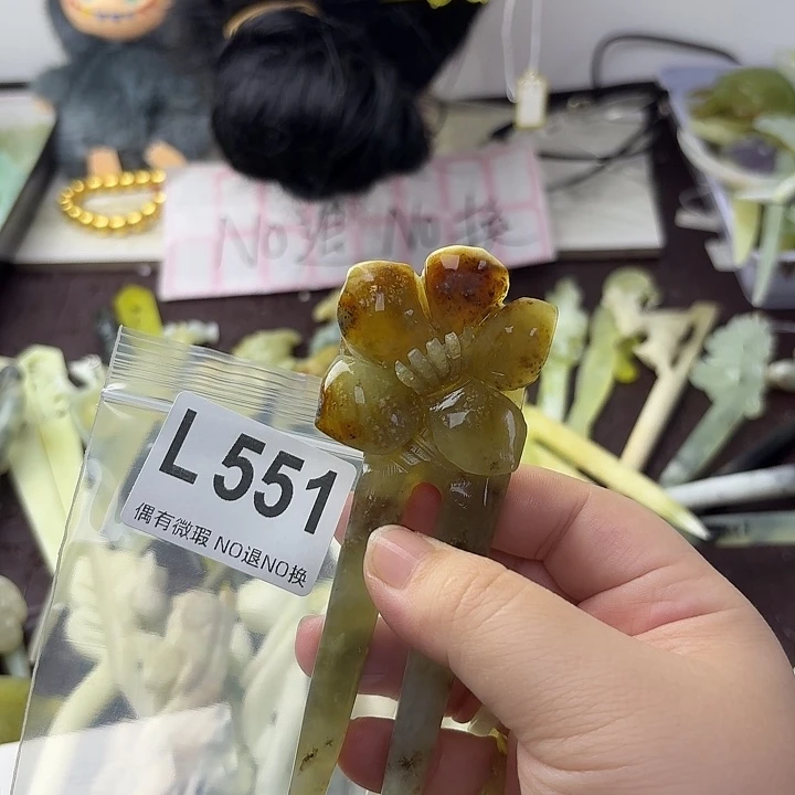 一***秋蛇纹石玉合金发饰