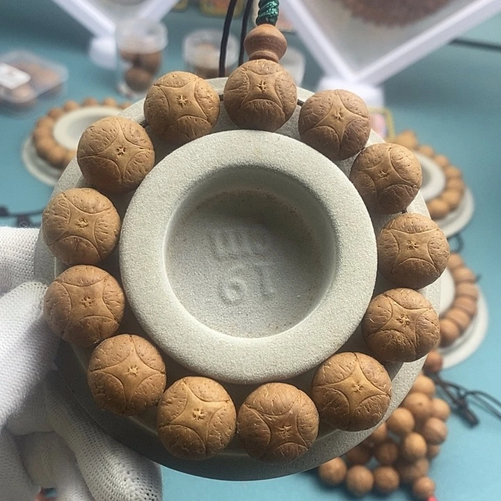 凤眼菩提吊坠18mm麒麟手串