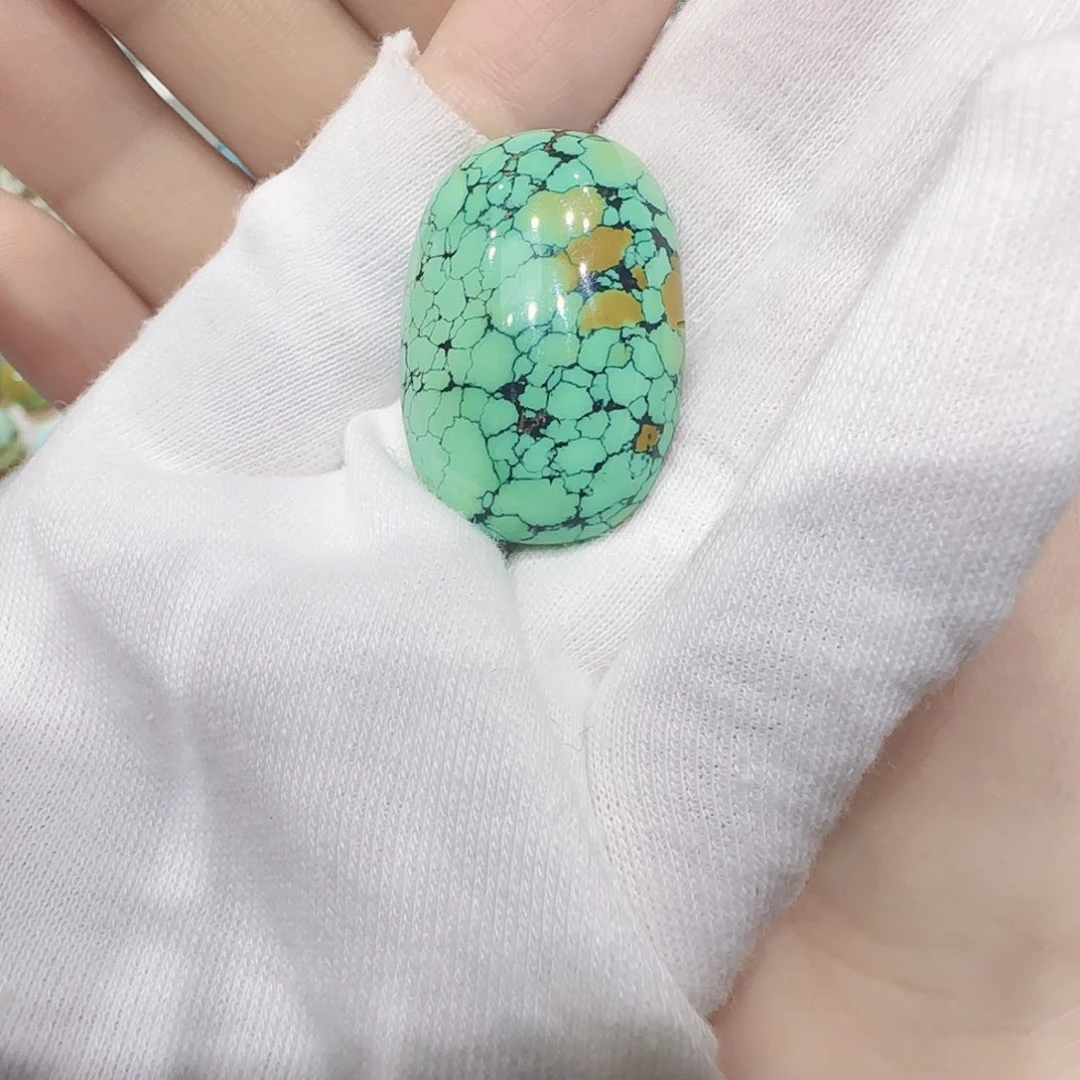 绿松石未镶嵌原矿绿松石