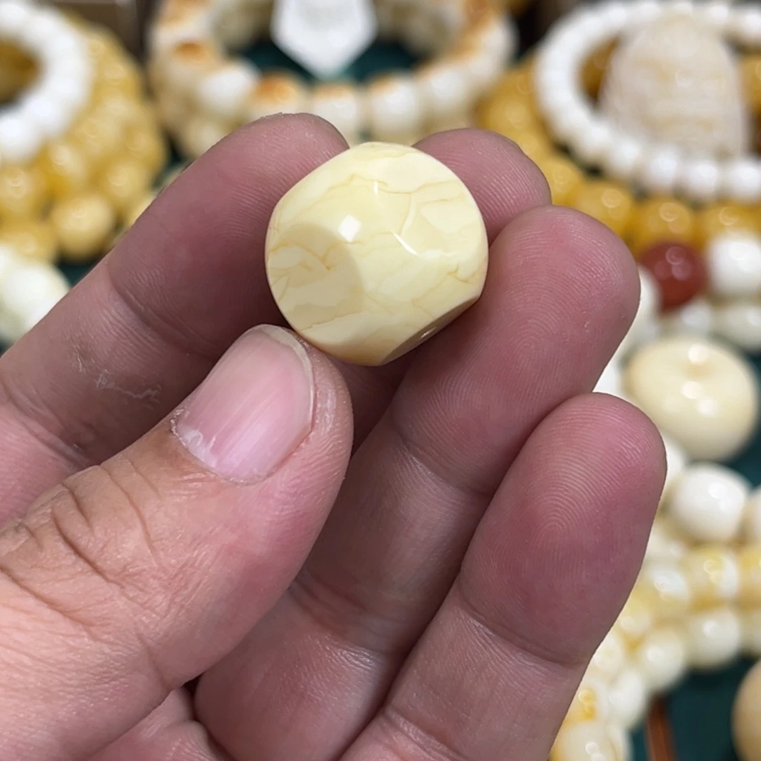 琥珀手链未镶嵌M***y白蜡